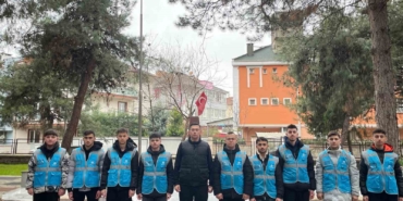 bursada-ogrencilerden-sehit-kabirlerine-bayram-temizligi-F2Nbpxuk.jpg