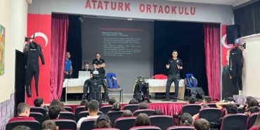bursada-ogrencilere-bogulma-tehlikesine-karsi-egitim-4ASruBKR.jpg