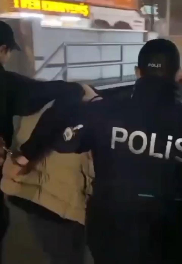 bursada onlarca suc kaydi bulunan 2 hukumlu yakalandi 0 EWlNhraQ