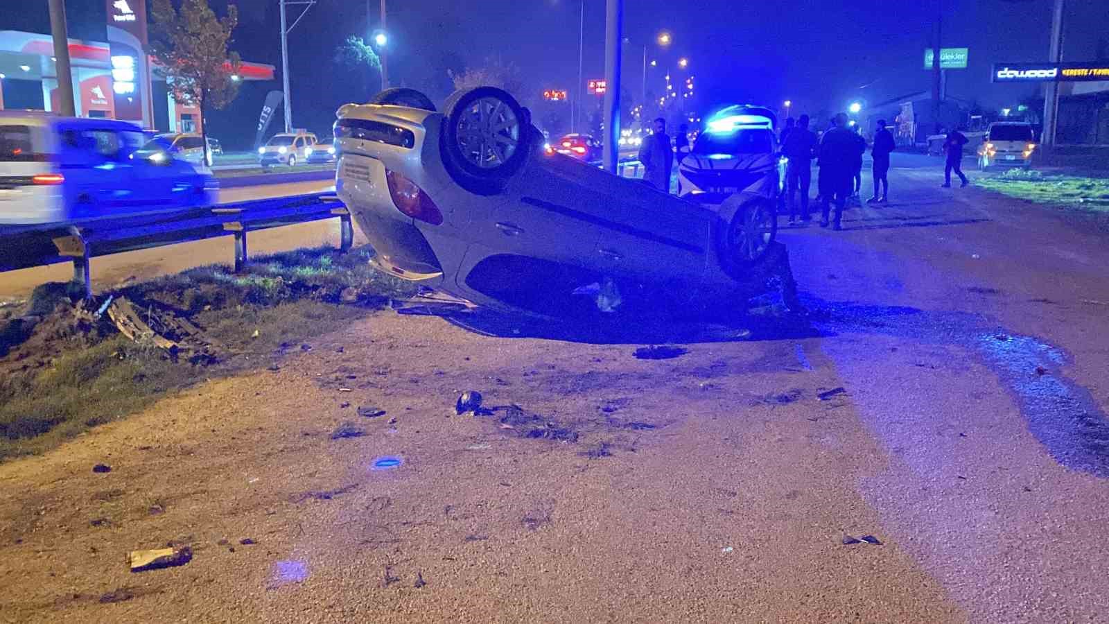 bursada otomobil takla atti 2 yarali 2 etyKiDmK