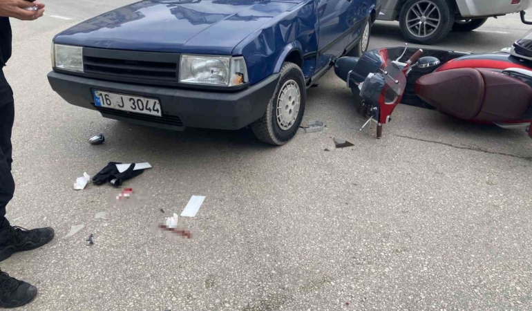 bursada-otomobile-carpan-motosikletli-agir-yaralandi-eye4DK8Y.jpg