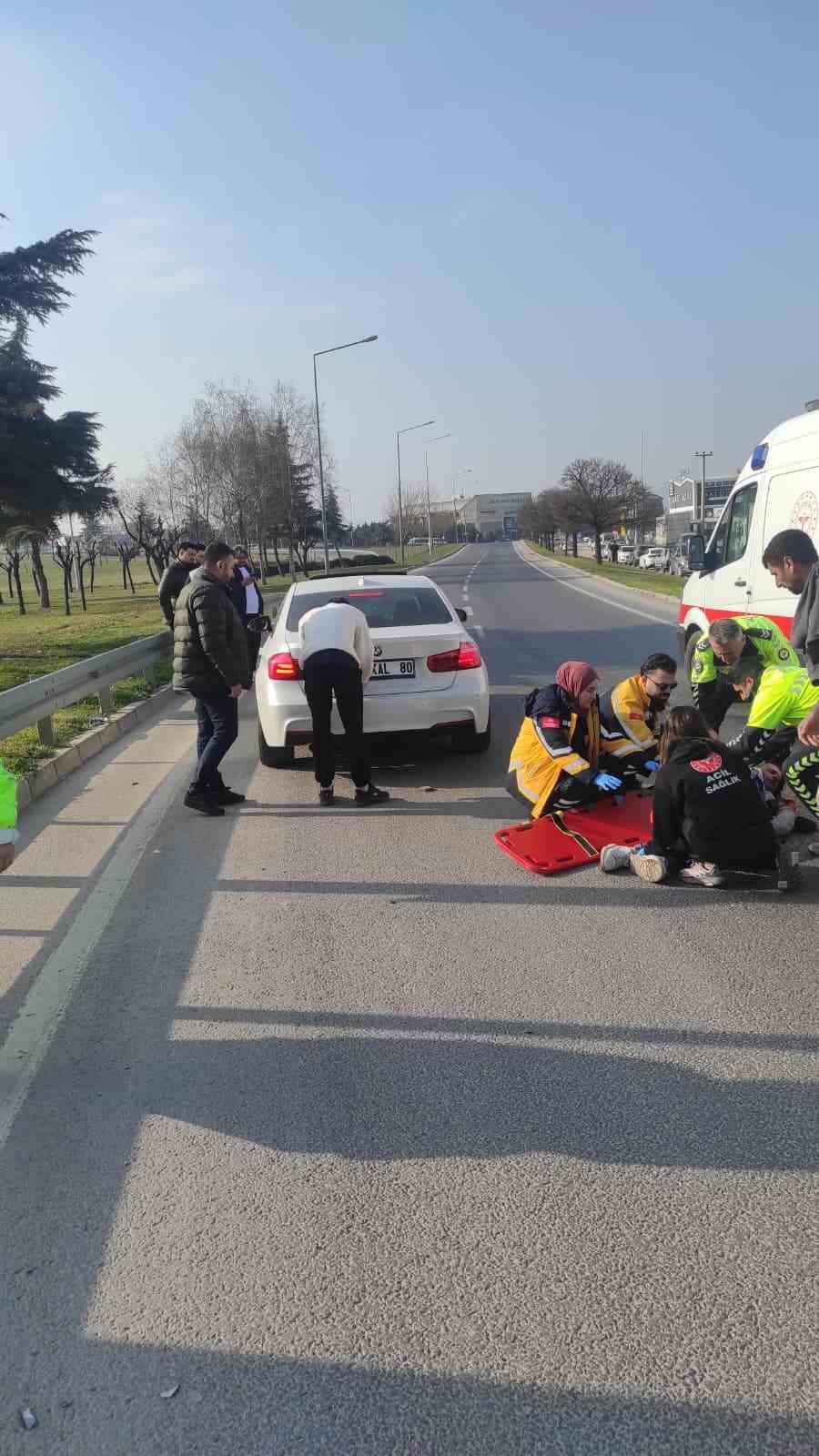 bursada otomobilin carptigi yaya agir yaralandi 3 YhhvZPLn