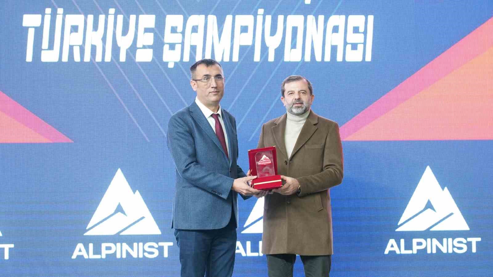 bursada para tirmanis heyecani 6 DtmztQiG