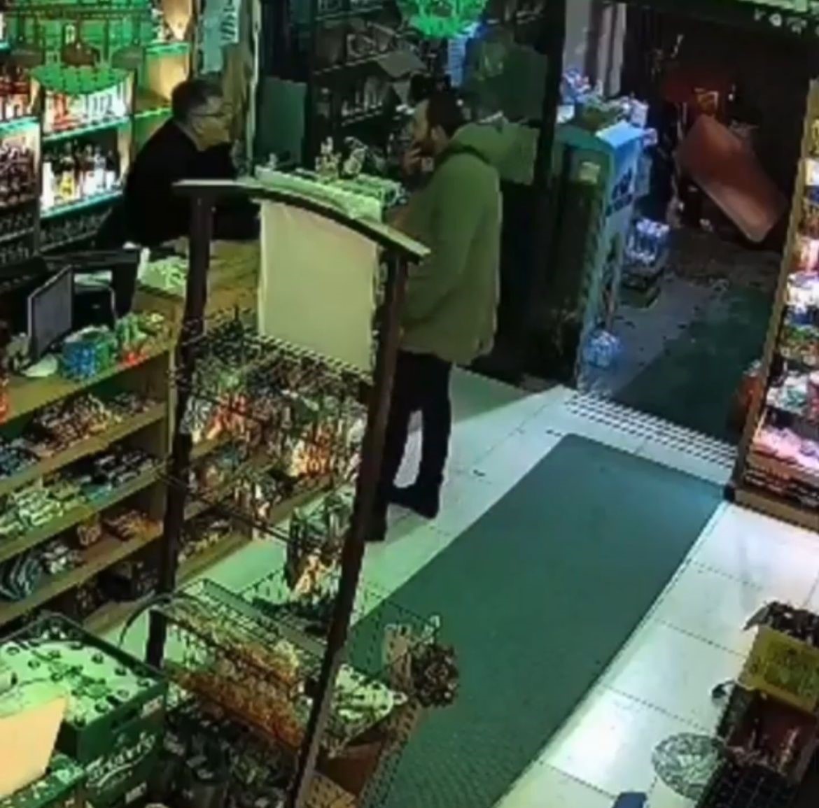 bursada para ustu kavgasi kamerada market savas alanina dondu 2 EckAqlZ1