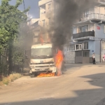bursada-park-halindeki-kamyon-alevlere-teslim-oldu-tZqQiRTt.jpg