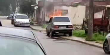 bursada-park-halindeki-otomobil-alevlere-teslim-oldu-kwtwc3sz.jpg