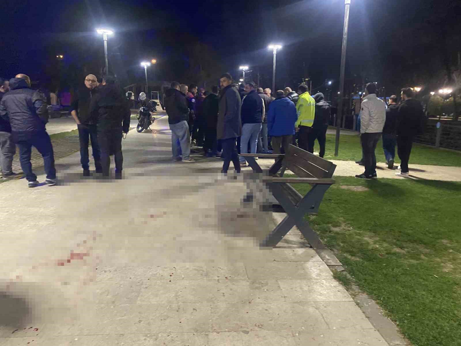 Bursa’da parkta bıçaklı kavga: 16 yaşındaki çocuk yaralandı 6 bursada parkta bicakli kavga 16 yasindaki cocuk yaralandi 2 lIShzwHl
