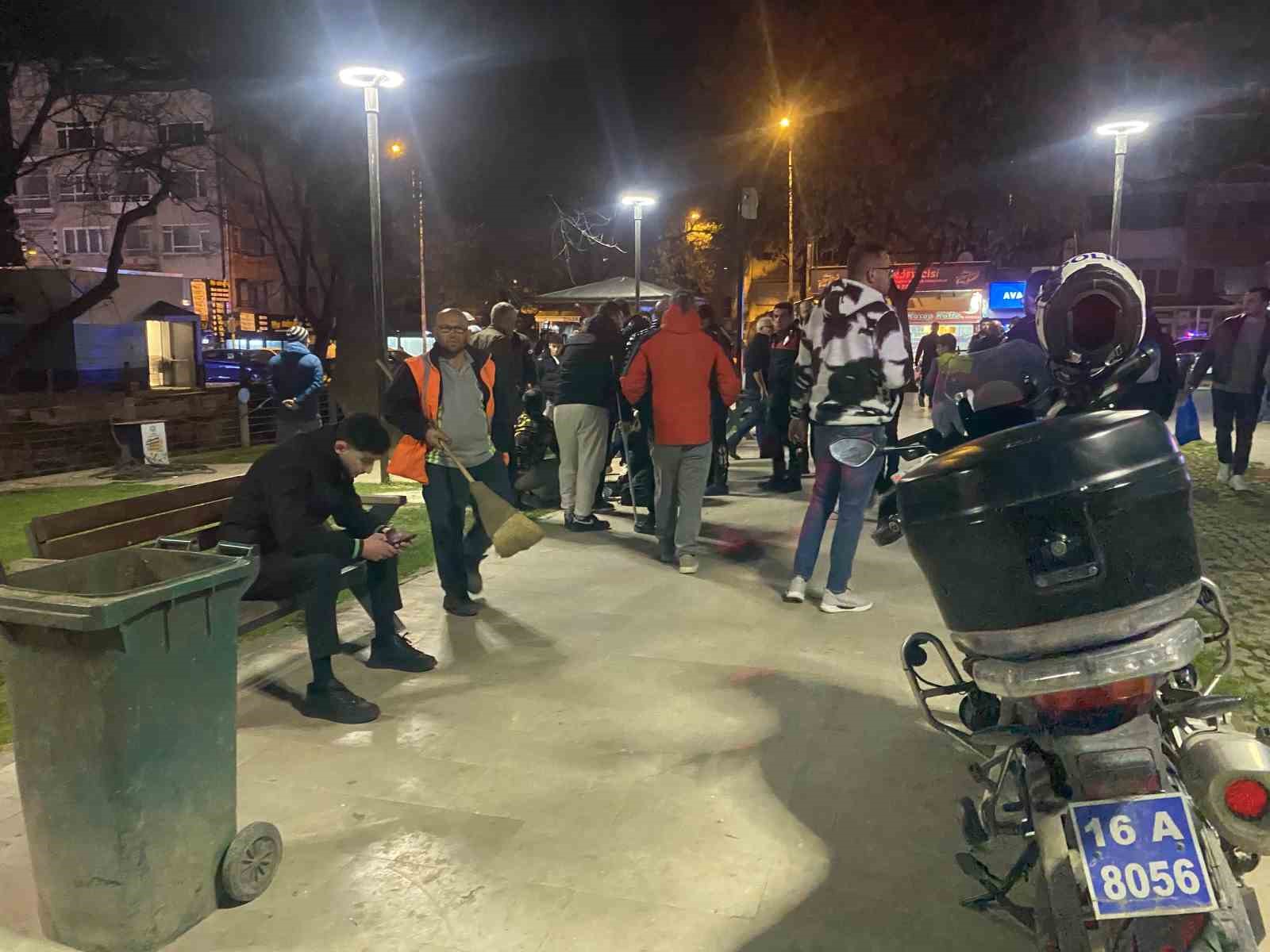 Bursa’da parkta bıçaklı kavga: 16 yaşındaki çocuk yaralandı 9 bursada parkta bicakli kavga 16 yasindaki cocuk yaralandi 5 RYyU7qcX