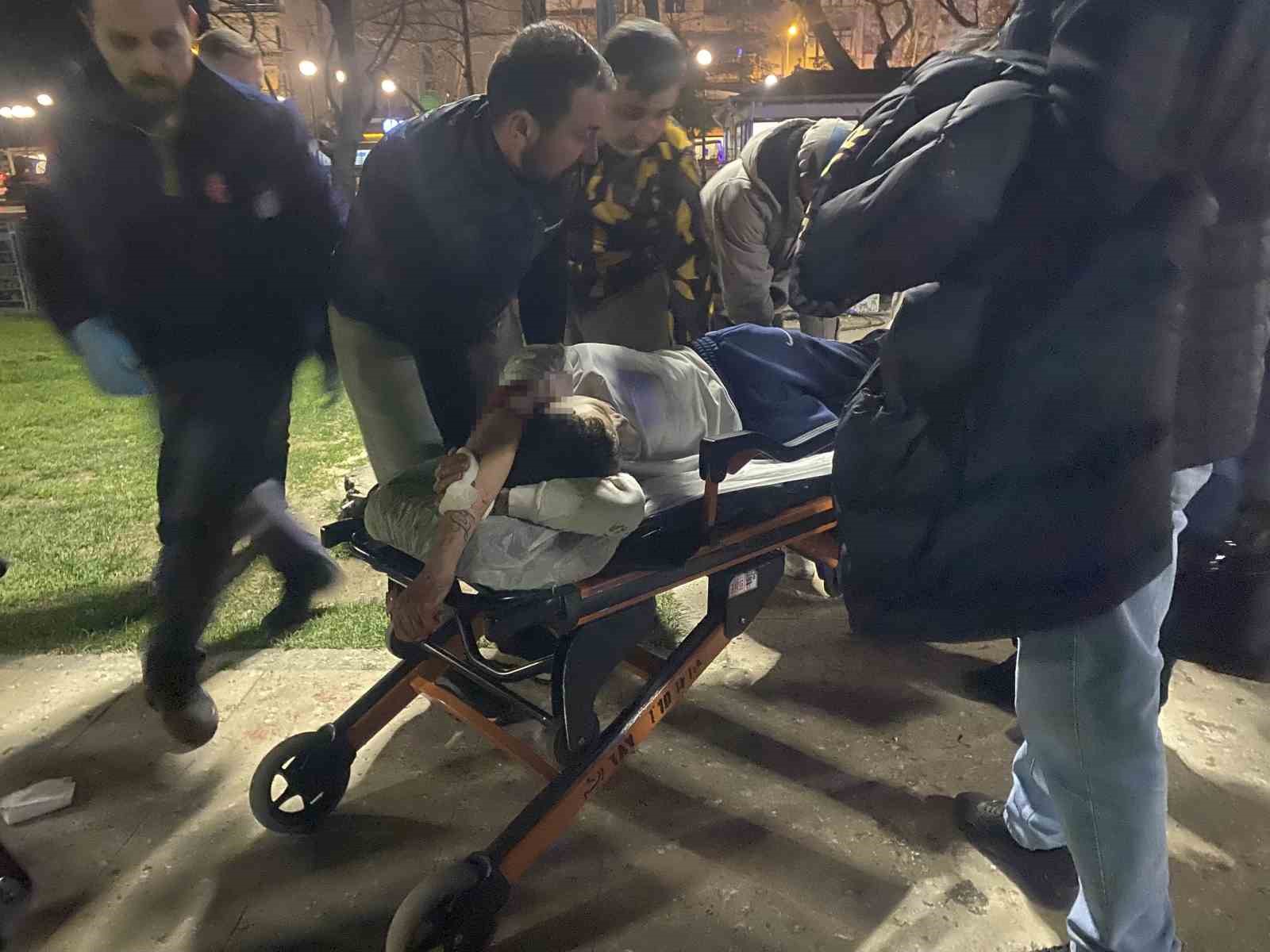 Bursa’da parkta bıçaklı kavga: 16 yaşındaki çocuk yaralandı 10 bursada parkta bicakli kavga 16 yasindaki cocuk yaralandi 6 MmQIUiDE