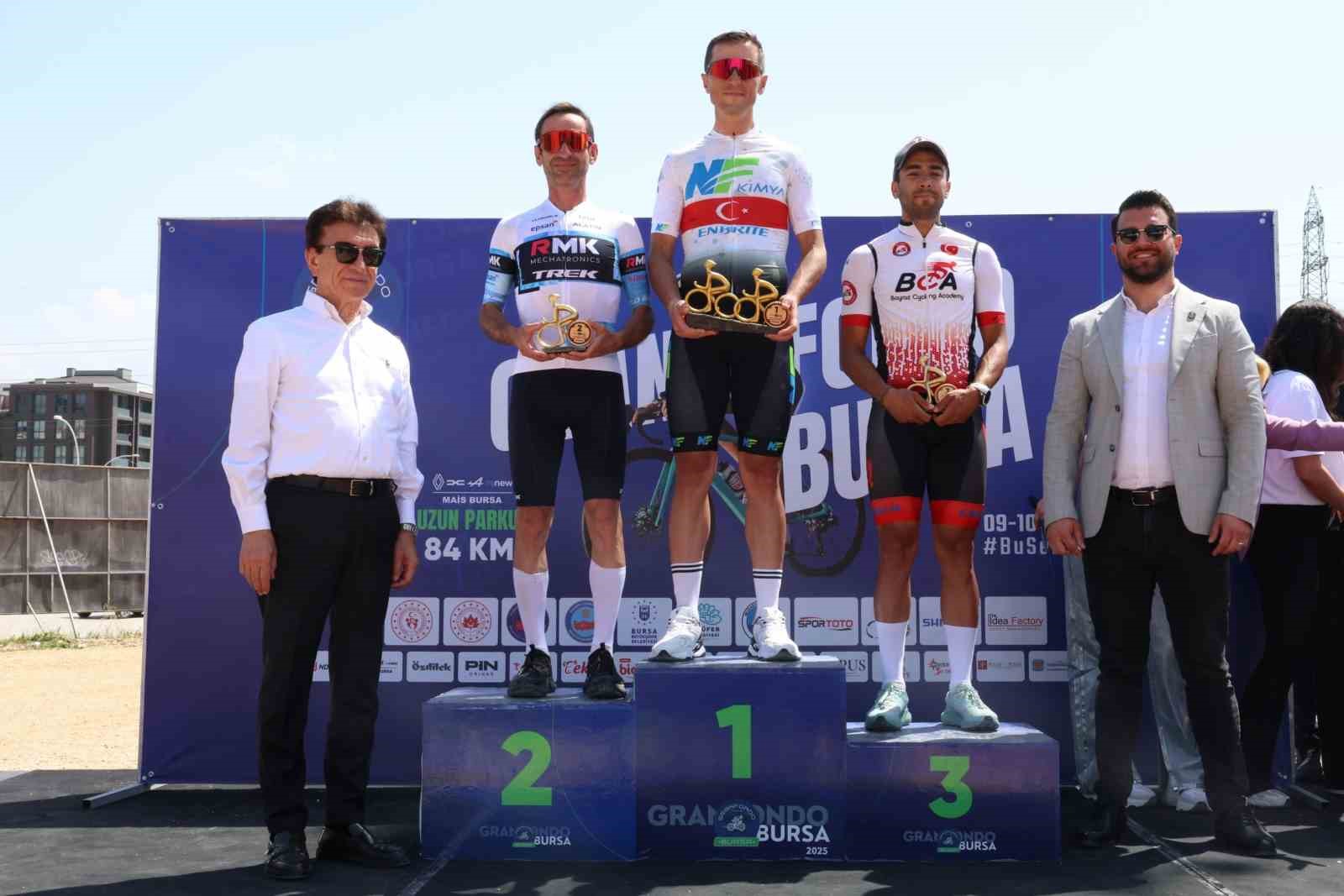 bursada pedallar daha fazla kadin yarismaci icin dondu 3 8Or5wmuZ