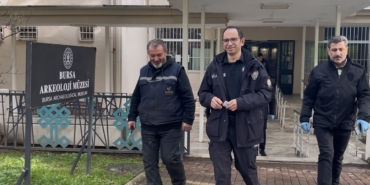 bursada-pes-dedirten-olay-piknikte-buldugu-top-mermisini-10-gun-evinde-saklayip-muzeye-getirdi-ugnGEGKh.jpg