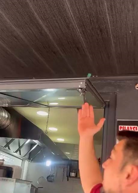 bursada pilavciya giren hirsiz tatli yedi isyeri sahibi cagri yapti 2 DgQ8GSvV