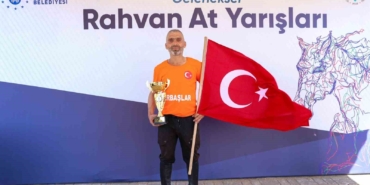 bursada-rahvan-at-yarislari-nefes-kesti-kQcHRsV5.jpg