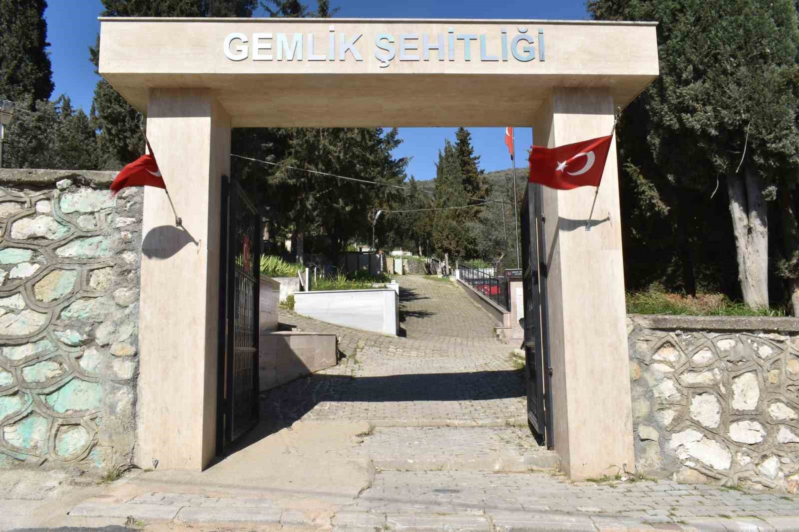 bursada ramazan boyunca sehitlere vefa ziyaretleri 3 c12gIuMG