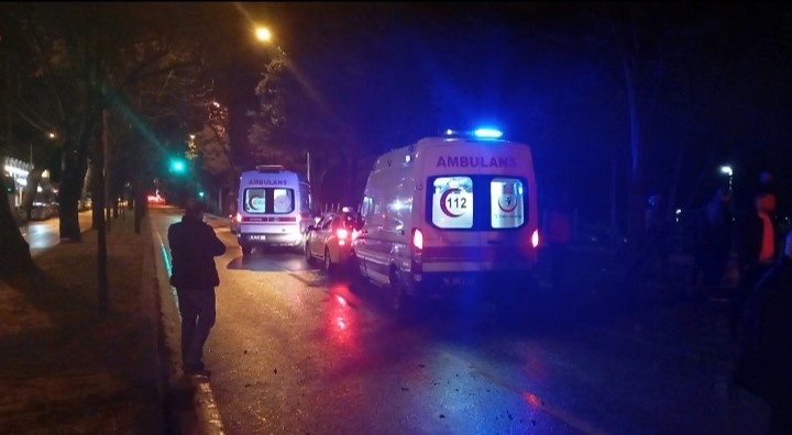 bursada sabah saatlerinde korkunc kaza 2 agir yarali 5