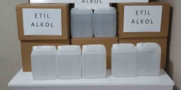 bursada-sahte-alkol-operasyonu-135-litre-etil-alkol-ele-gecirildi-TUfgjtx3.jpg