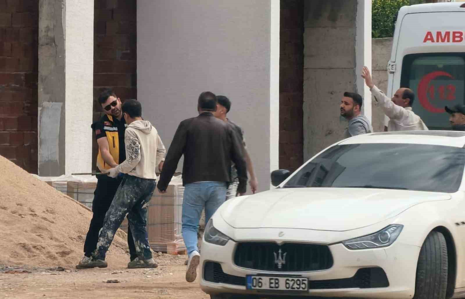 Bursa’da şantiye savaş alanına döndü: Sopalar, yumruklar havada uçuştu 7 bursada santiye savas alanina dondu sopalar yumruklar havada ucustu 3 CpHlylRT