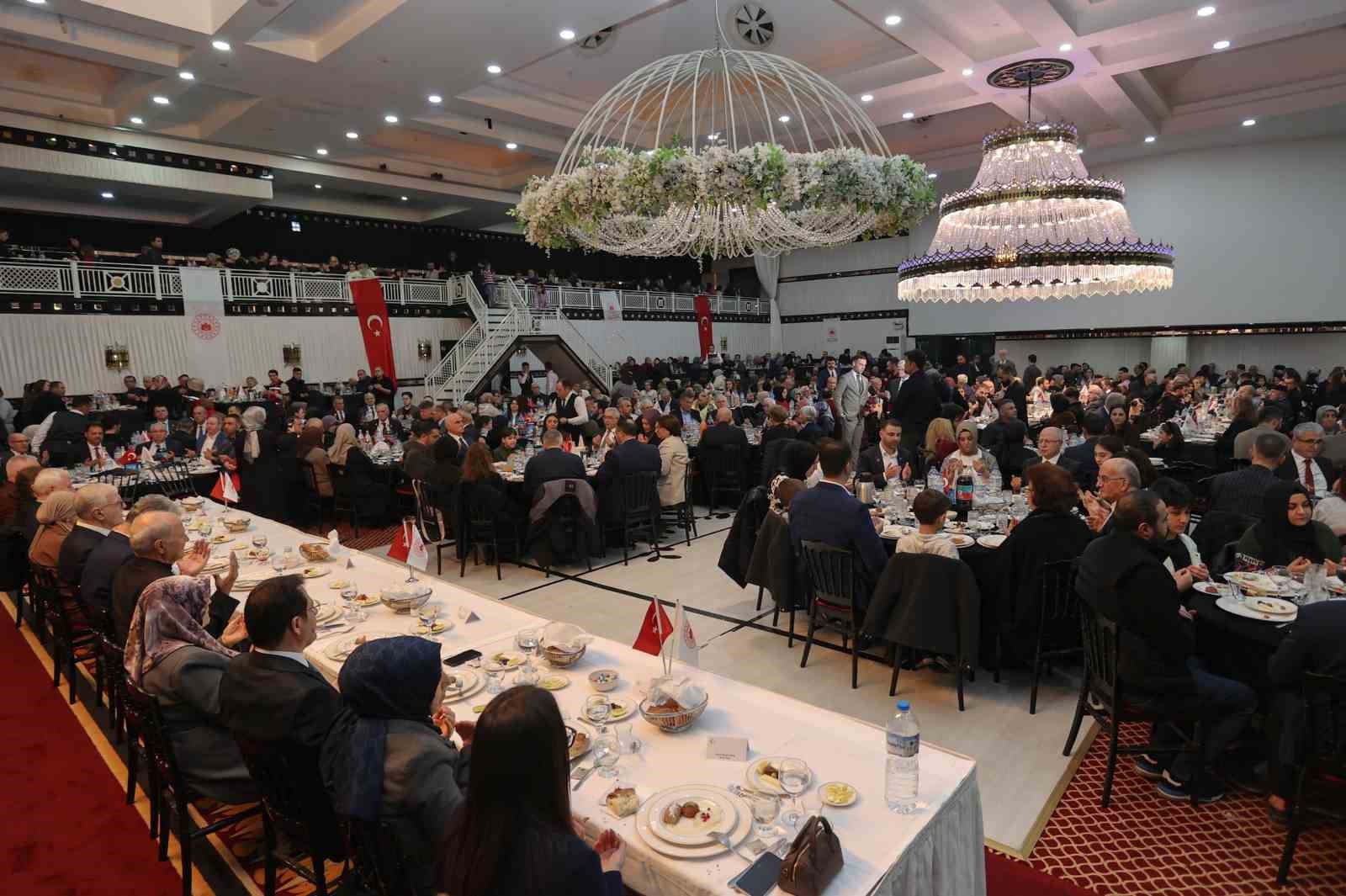 bursada sehit yakinlari ve gaziler icin anlamli ramazan bulusmasi 2