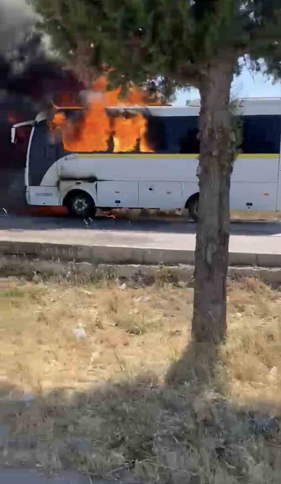 bursada servis otobusu alevlere teslim oldu 1 N58rXjAC