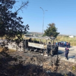 bursada-servis-otobusu-alevlere-teslim-oldu-nUCtsWwS.jpg