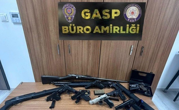 Bursa’da silah operasyonu: 41 şüpheliye adli işlem 4 bursada silah operasyonu 41 supheliye adli islem 0 gHNvPcrm