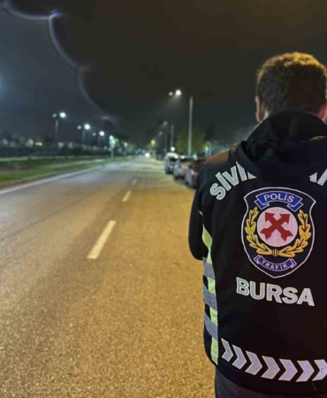 bursada-sivil-trafik-ekiplerinden-gece-denetimi-svER1Hew.jpg