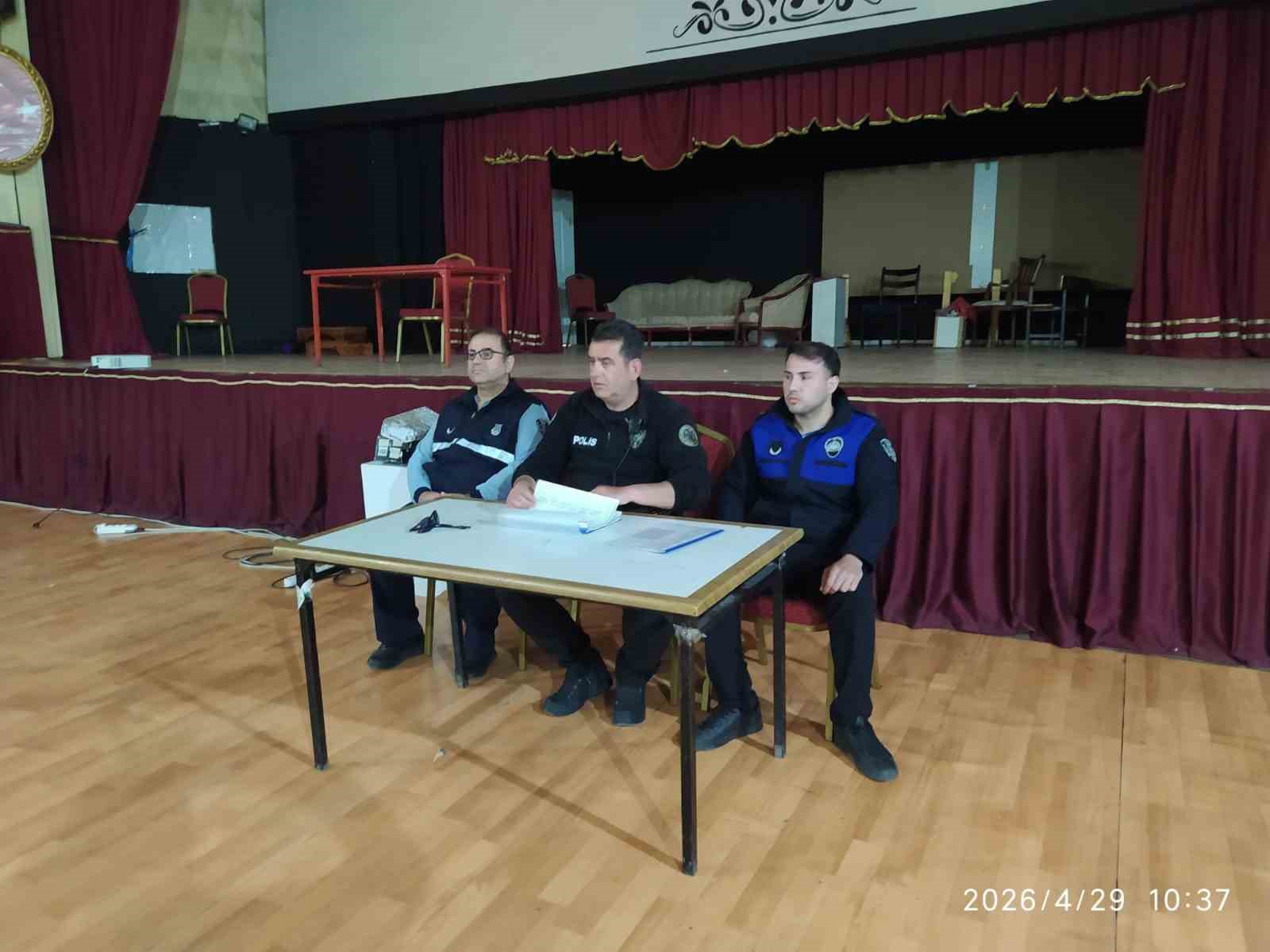 bursada soforler cemiyetinden suruculere trafik egitimi 2 uQ4LPwbv