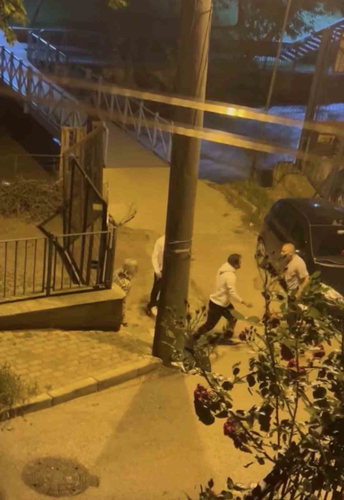 bursada sokak ortasinda kavga 2 JSCcsOwU