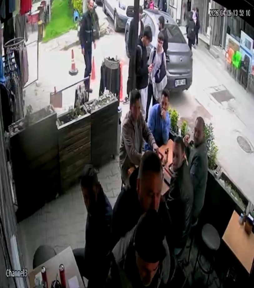 bursada soluk borusuna yemek kacan vatandas heimlich manevrasiyla kurtarildi 1