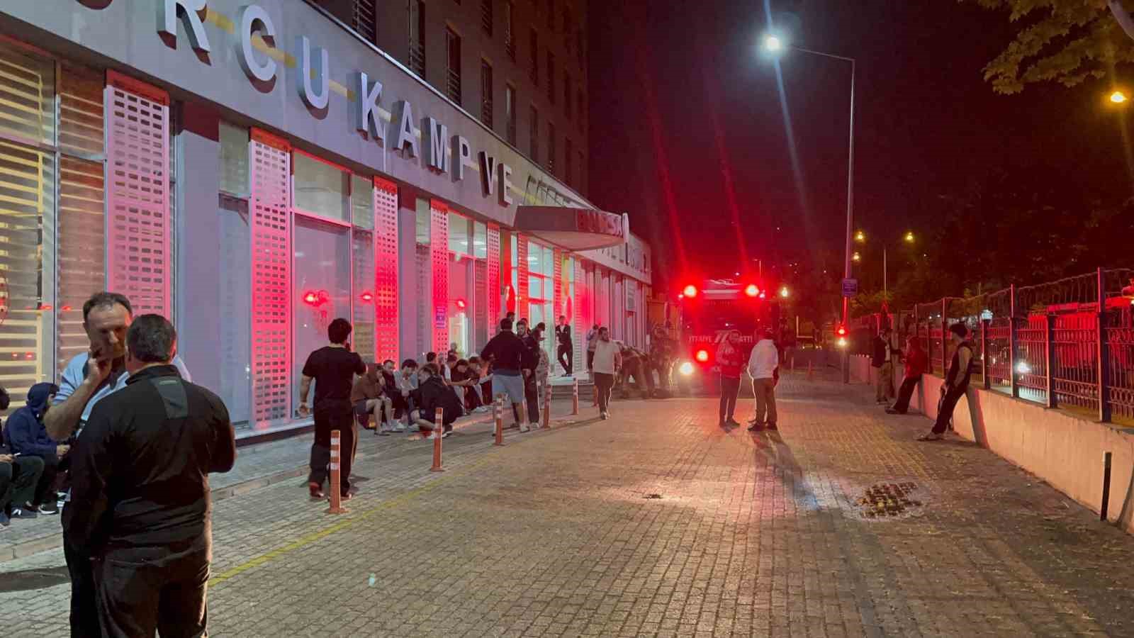 Bursa’da sporcu kamp merkezinde çıkan yangın söndürüldü 8 bursada sporcu kamp merkezinde cikan yangin sonduruldu 4 OOEOb3VF