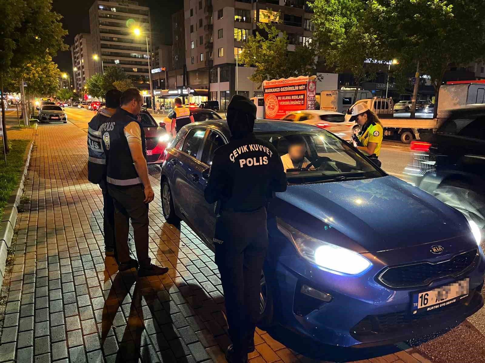 Bursa’da suçlulara geçit yok, 2 günde 30 firari yakalandı 5 bursada suclulara gecit yok 2 gunde 30 firari yakalandi 1 OYtgUs9P