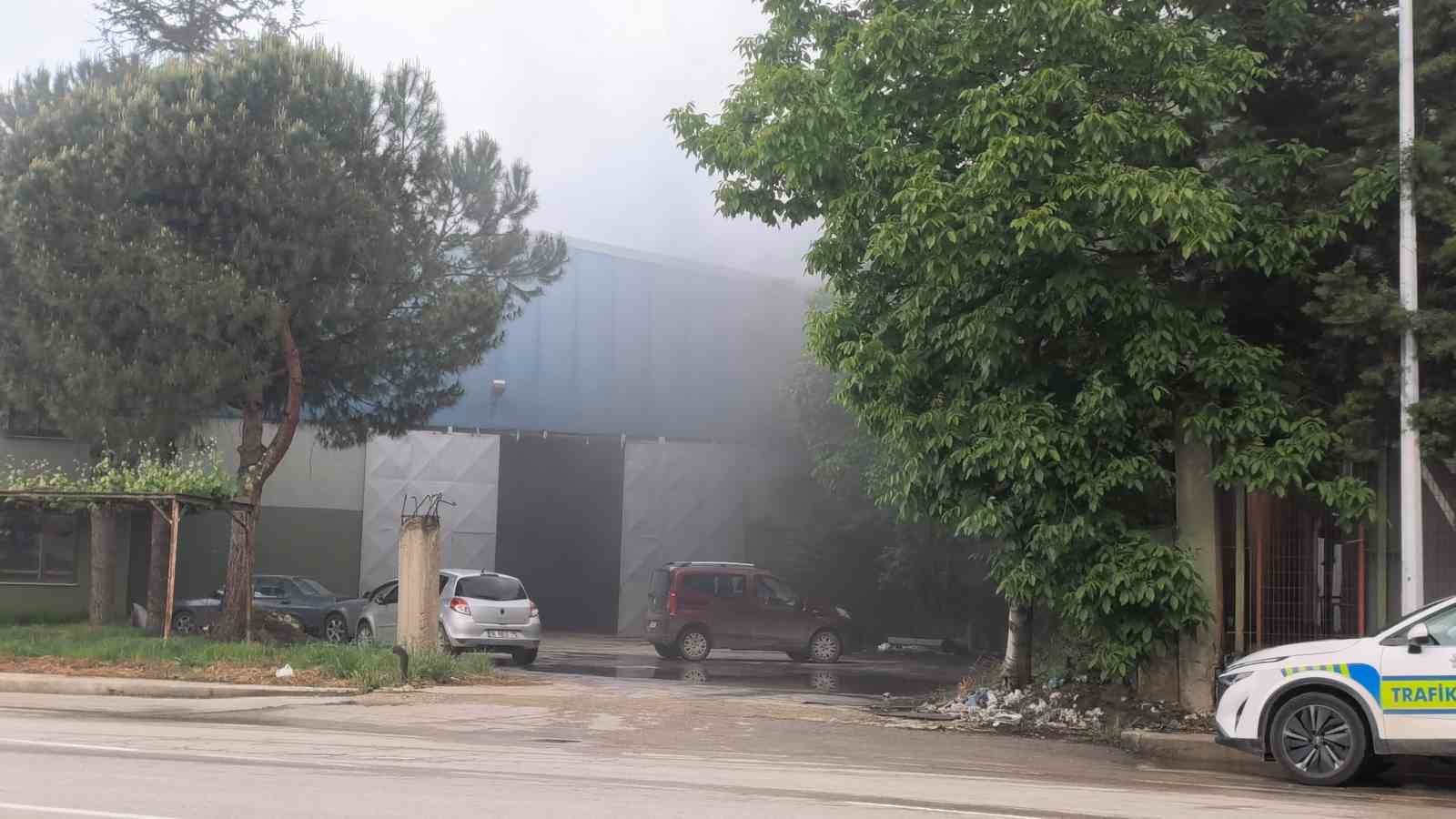 bursada sunta fabrikasinda korkutan yangin 1 2UmlOsIq