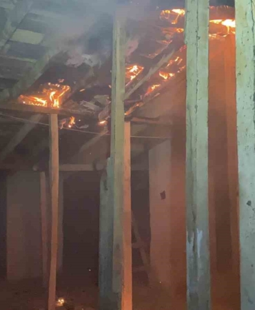bursada-supheli-yangin-kabusu-buyuyor-ayni-apartmanda-6-yangin-T2aidptm.jpg