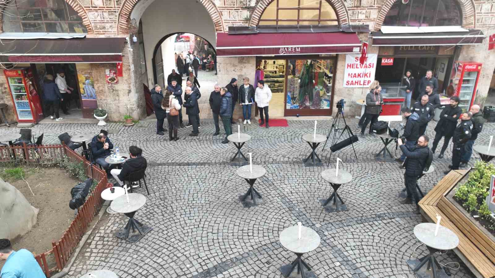 bursada tarihi hanlarda yeni donem avlular bosaltiliyor 0 u4mkvOPI