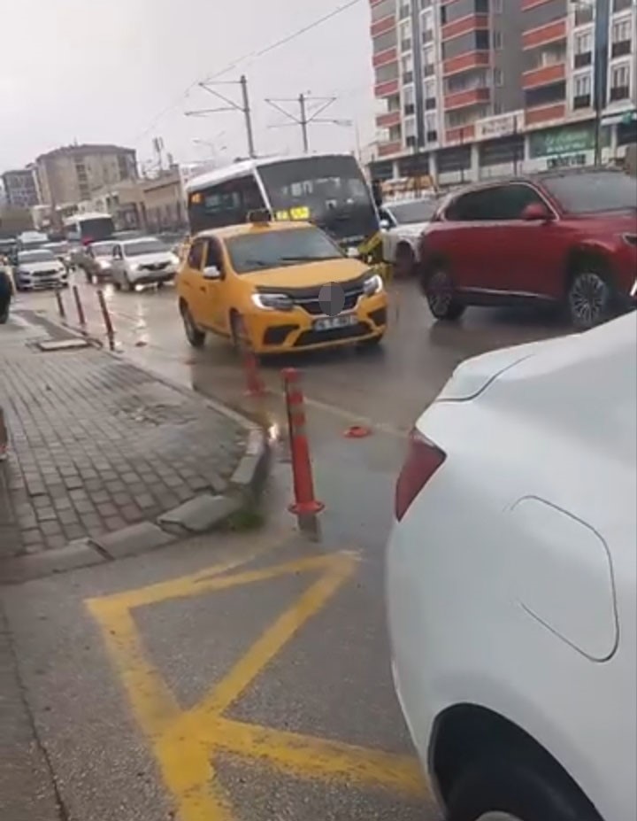bursada tehlikeli manevra 3 bin lira ceza kesildi 1 fSte2u8K