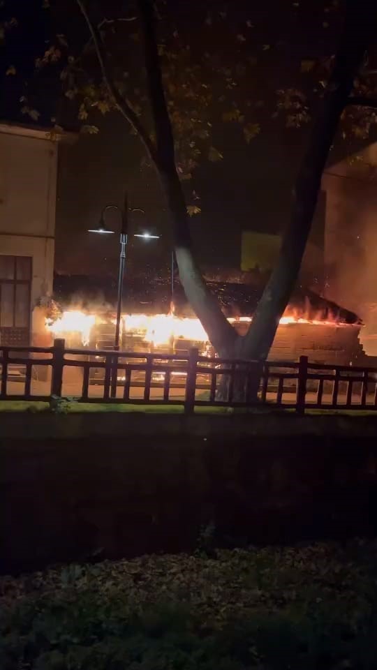 bursada tek katli ev alev alev yandi 4 I9nE5mTz
