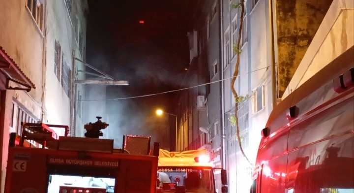 bursada tekstil atolyesinde korkutan yangin 2