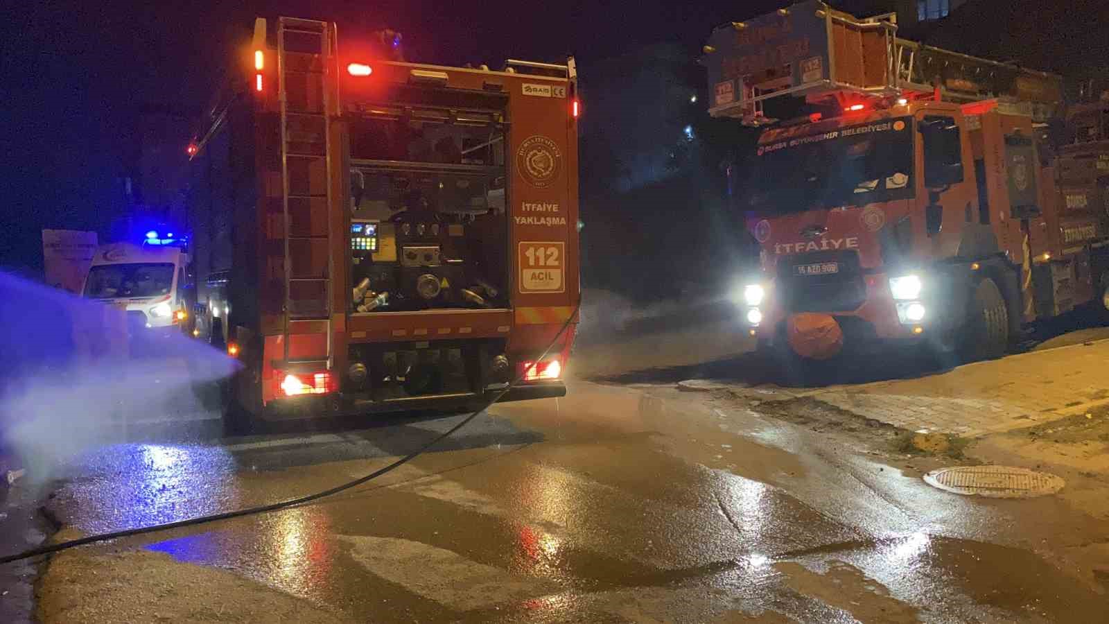 bursada terk edilen evde cikan yangin panige neden oldu 7 EQF8dn8A