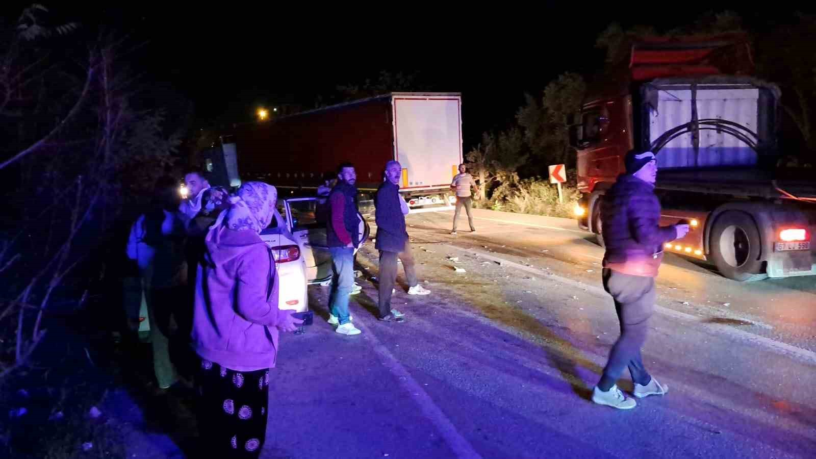 bursada tir ile otomobil carpisti 1 yarali 4
