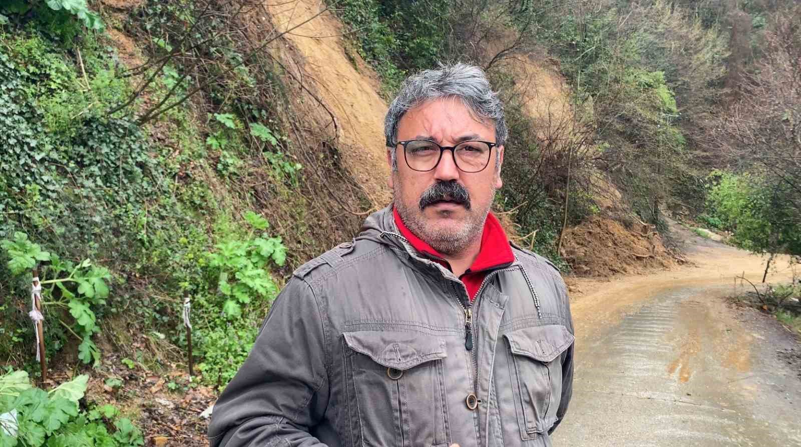 Bursa’da toprak kayması paniği 6 bursada toprak kaymasi panigi 2 ZeIIsT8a