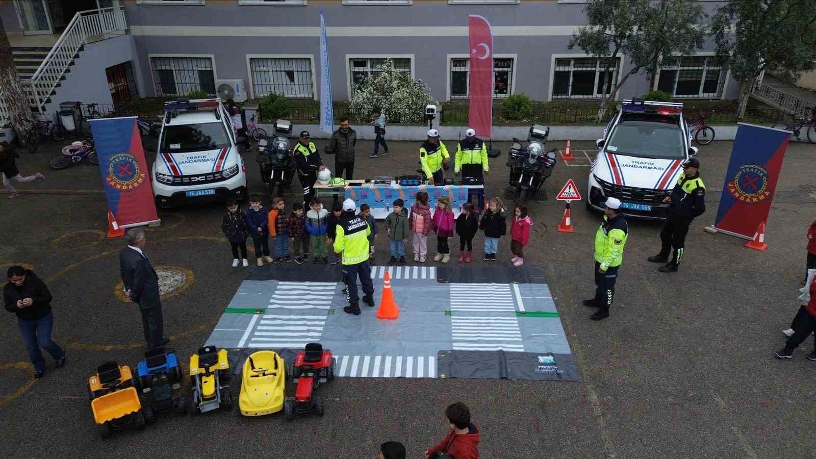 bursada trafik haftasi etkinlikleri basladi 1 HKr2m1I4
