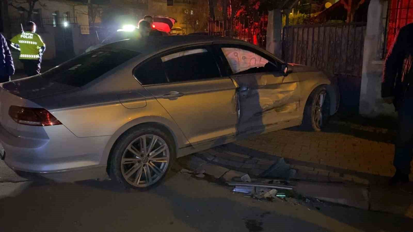 bursada trafik kazasi 1 yarali 1 FFLqkHUX
