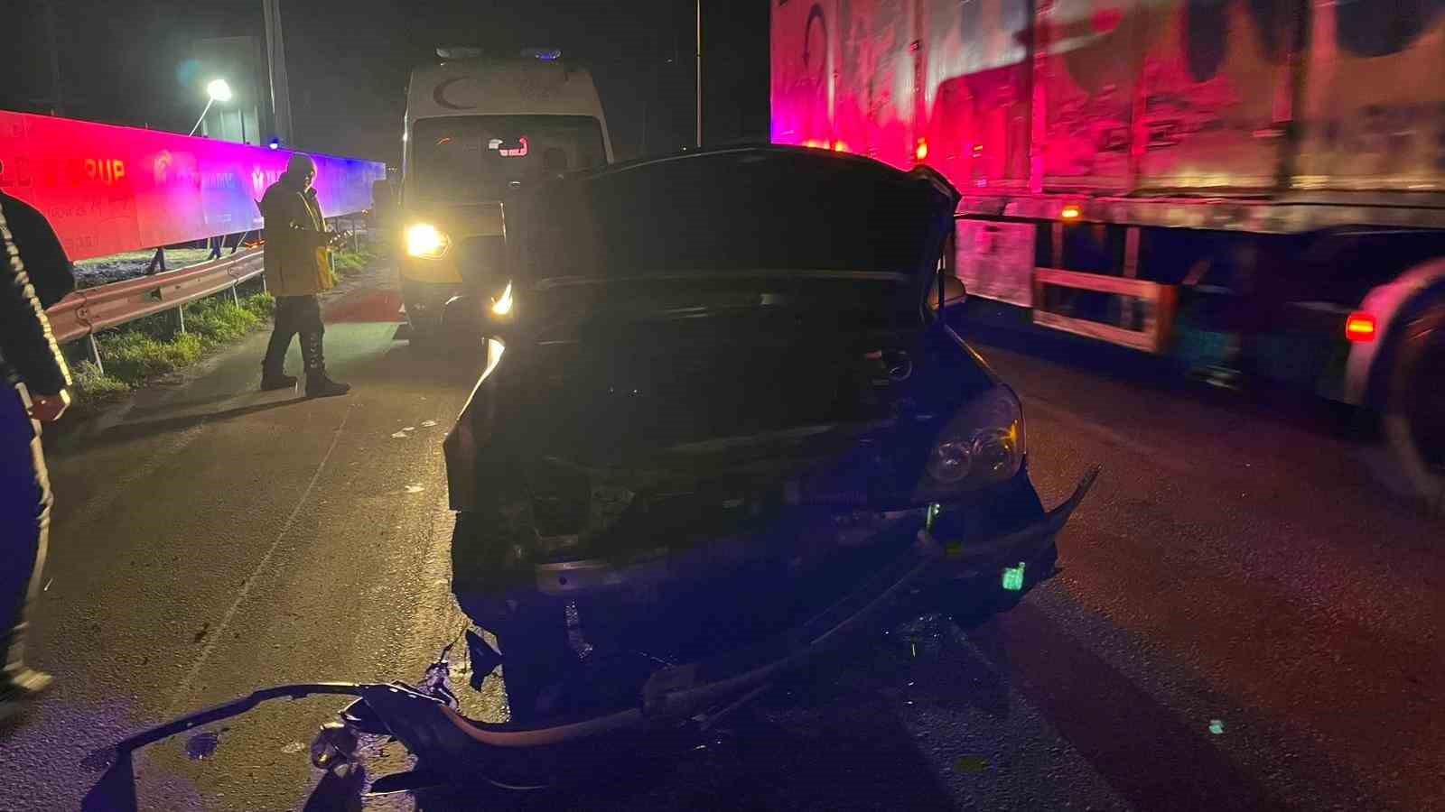 bursada trafik kazasinda can pazari 4 yarali 3 FijzTrUG
