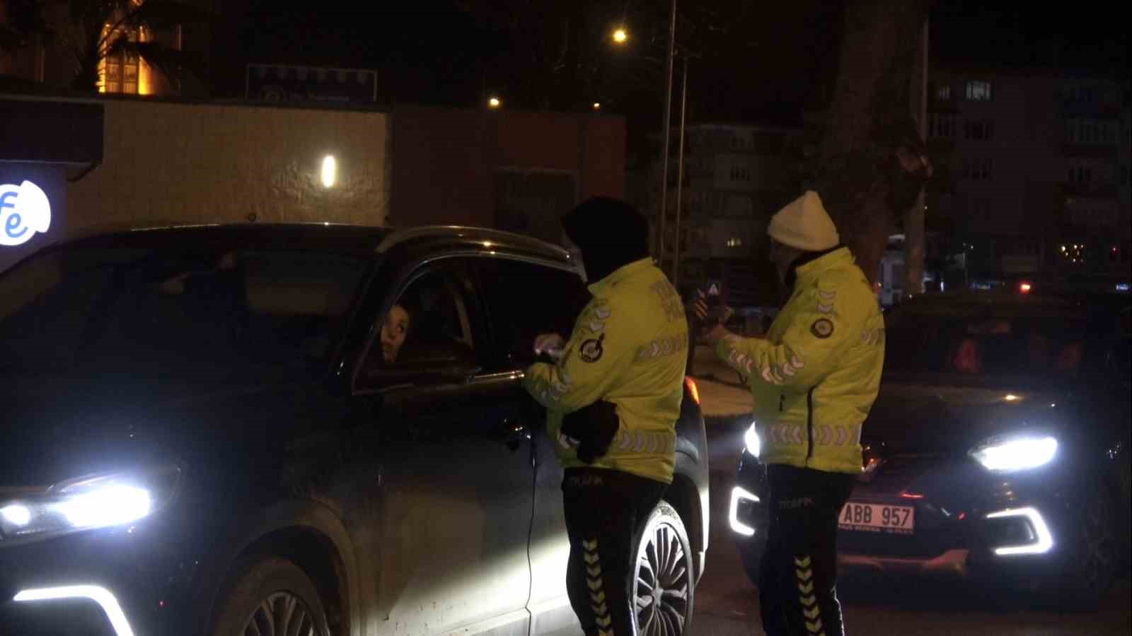 bursada trafikte gece denetimi 2