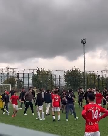 bursada-u16-macinda-yumruklar-konustu-cO4kefJa.jpg