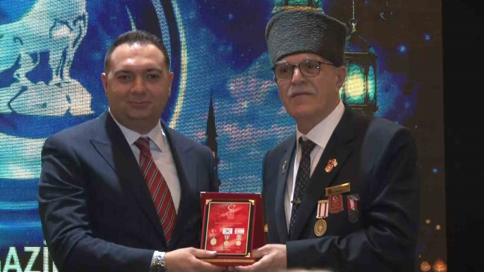 bursada ulku ocaklarinin duzenledigi iftarda birlik ve beraberlik vurgusu 4 mnusl2dR
