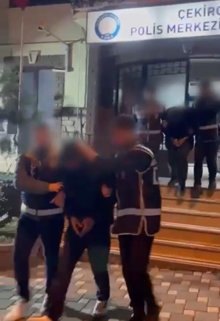 bursada uyusturucu operasyonu 2 supheli yakalandi cok sayida uyusturucu ele gecirildi 1 aBc3DU18