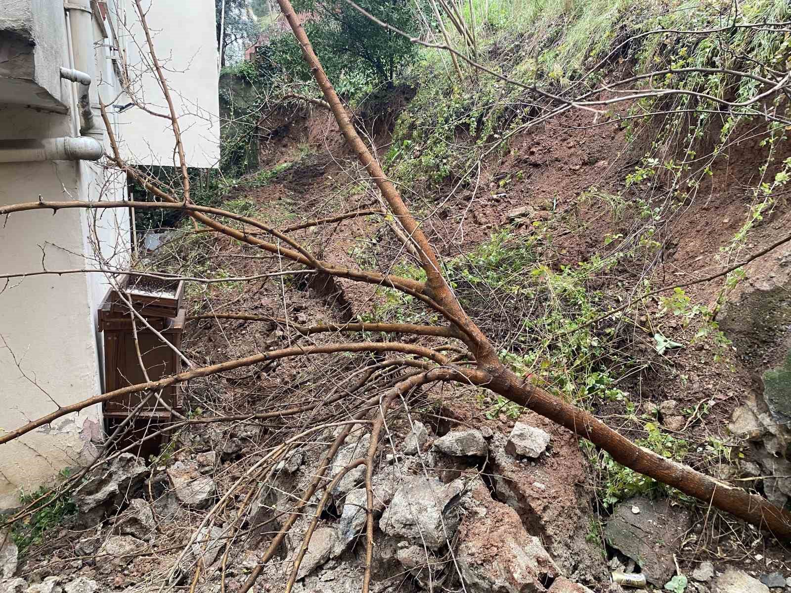 bursada yagis sonrasi istinat duvari coktu 5 tanzaEK6