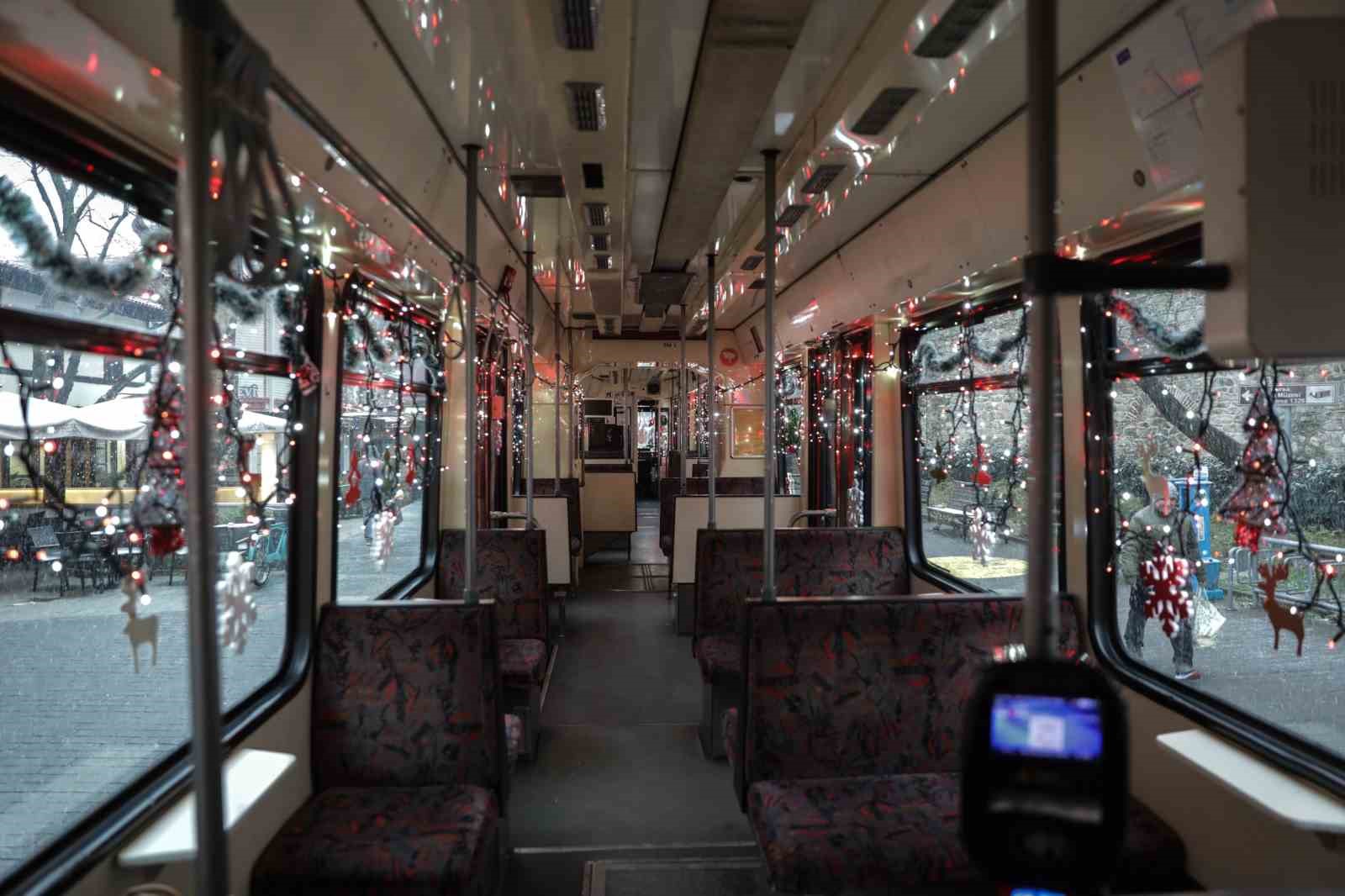 bursada yeni yil coskusu nostaljik tramvayla yasaniyor 4 gTyhdOLK