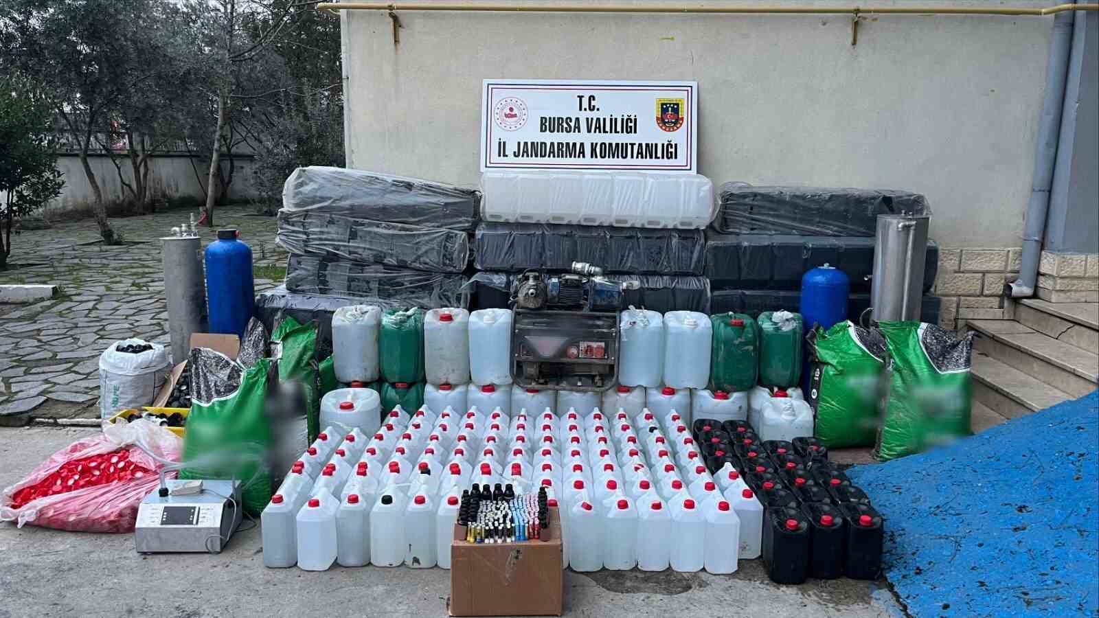 bursada yer altina gizlenmis kacak alkol fabrikasi cokertildi 1 6SGM91JK